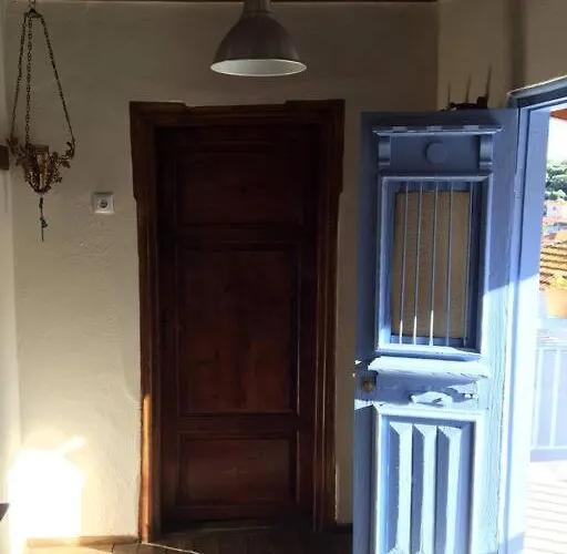 Traditional House/great View Vakantiehuis *